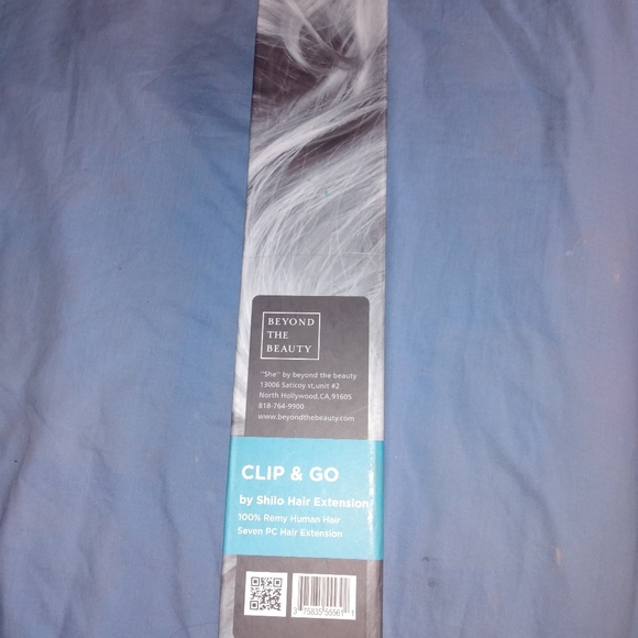 "She" clip & go by Shilo hair extensions %100 Remy human hair 12 piece 18" long - Picture 2 of 8
